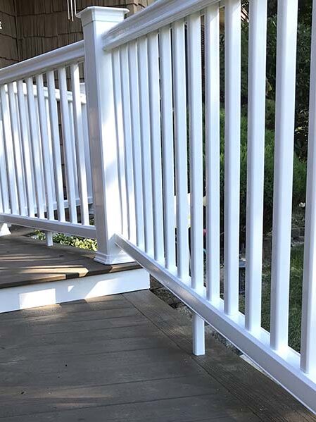 Suffolk deck railing